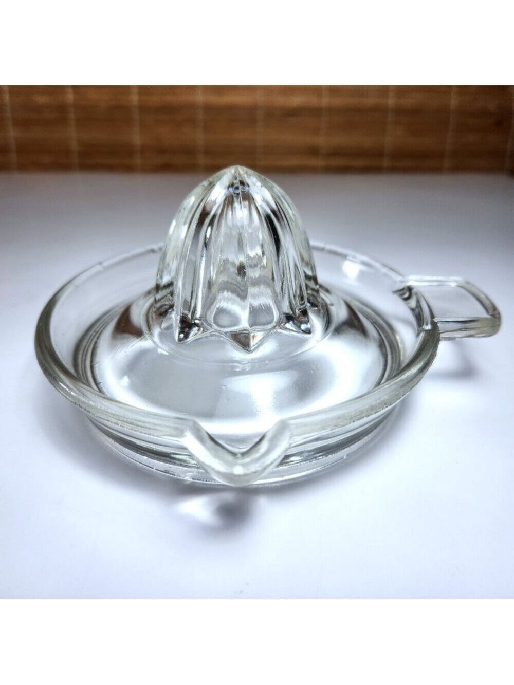 Vintage Small Clear Glass Juice Reamer Flat Thumb Rest (L12)